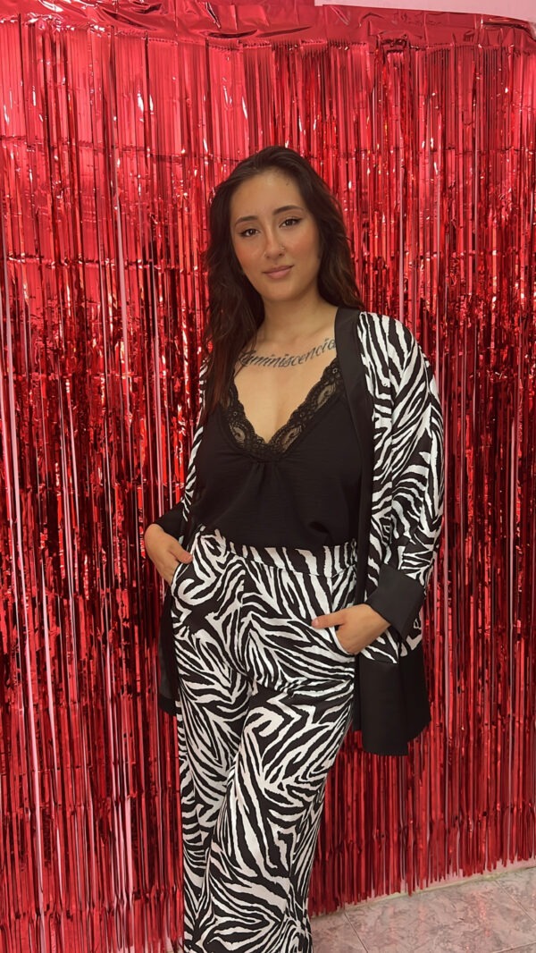 Conjunto Animal Print cebra
