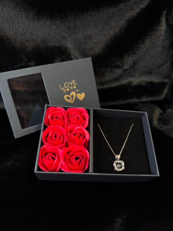 Collar san valentín