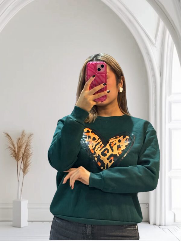 Sudadera verde animal print