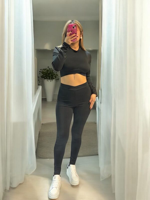 Conjunto deportivo lidia negro