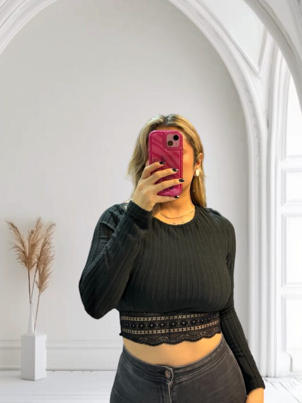 Jersey negro encaje